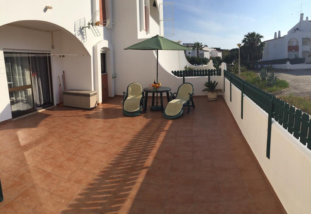 Alveiros Apartamentos Praia Dos Aveiros Албуфейра Екстериор снимка
